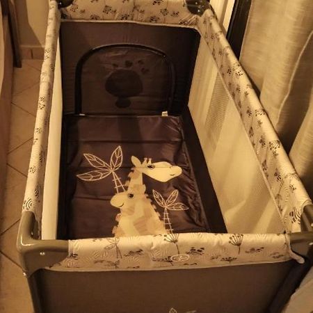 Casita Una Lägenhet Ofrínion Exteriör bild